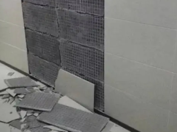 南溪瓷砖空鼓维修公司分享下南溪墙砖松动维修的知识